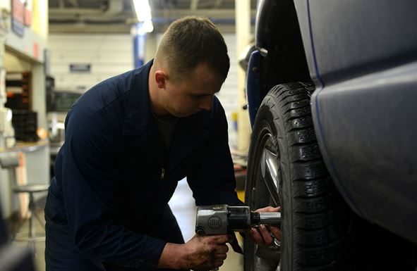 Få hjælp til bilen på et autoværksted