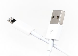 Beskyt din telefon med Cable Smile